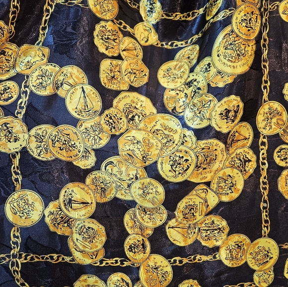 Water silk 34" Sq. Scarf polyester head, neck ware (nb) - Picture 5 of 7